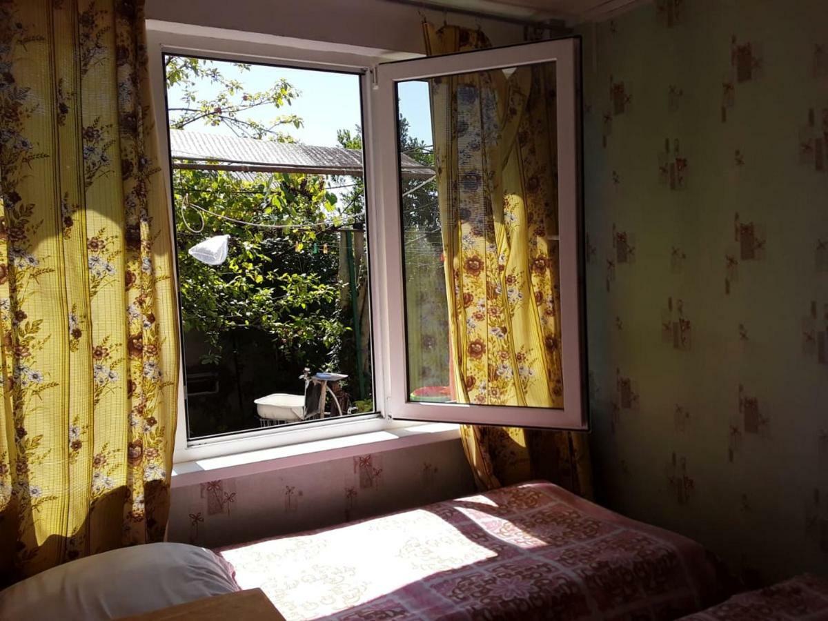 Zeleniy Dvorik Guest House New Athos Exterior foto